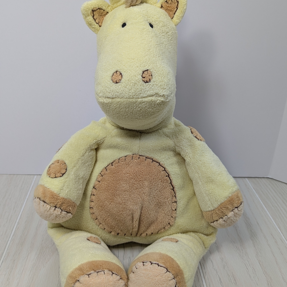 Adorable Cream and Tan‎ Plush Giraffe Toy